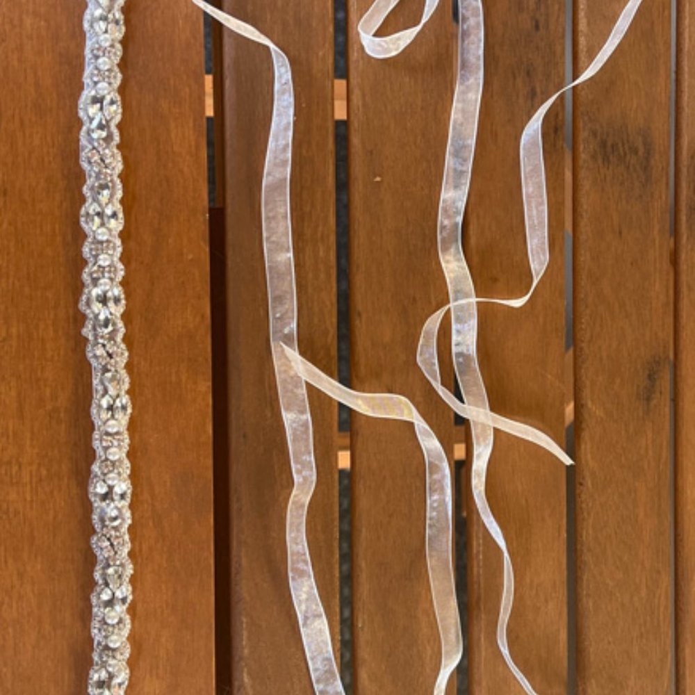 David's Bridal CRYSTAL CLUSTER SASH WITH RIBBON